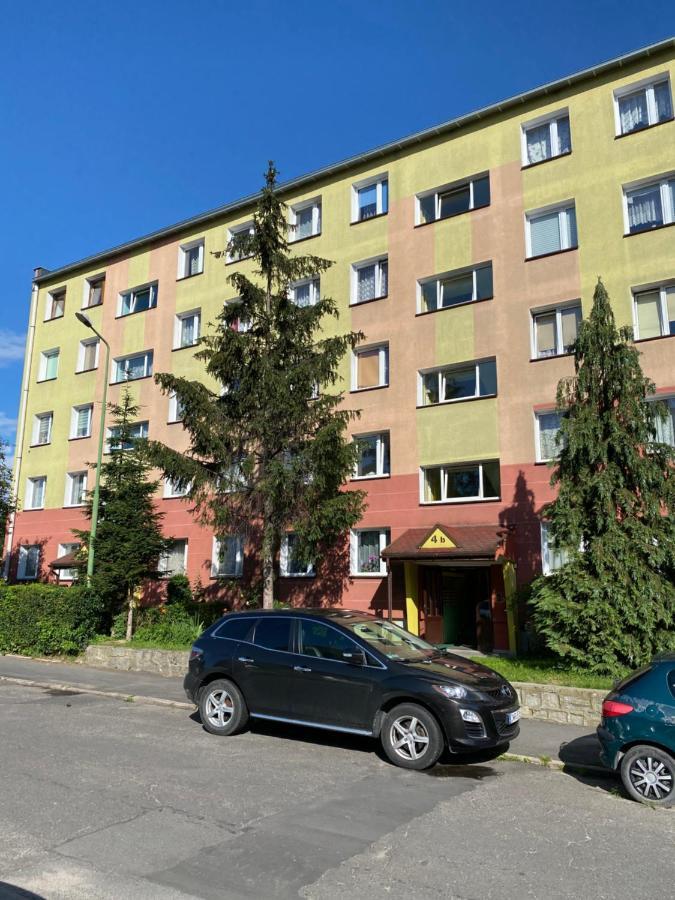 Apartament Os. Zlote 4B Dzierżoniów Eksteriør bilde